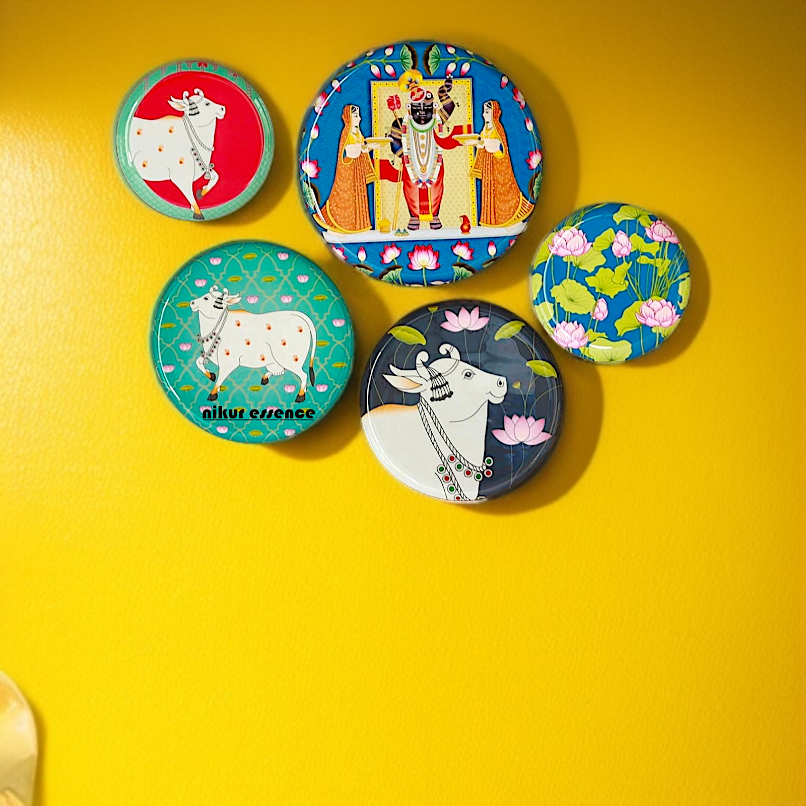 pichwai Shrinath ji wall decor plate hanging set - 14 Inches Nikuressence