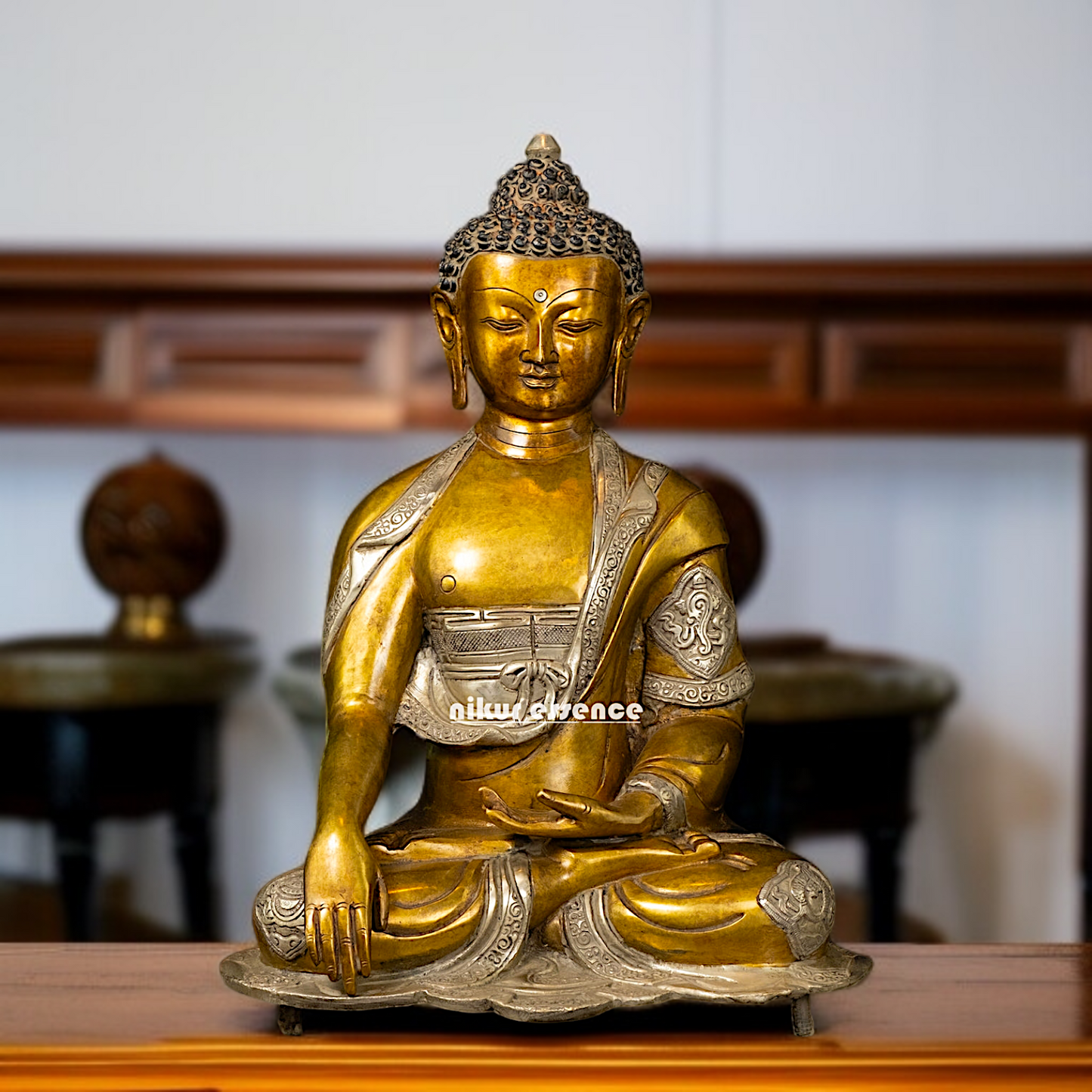 Solid Brass Buddha Seated Meditation statue - 17 Inches Nikuressence