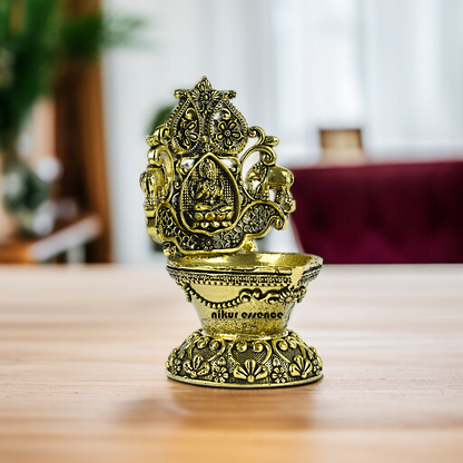 Brass Gajalakshmi Diya lamps idol - 4 Inches Nikuressence