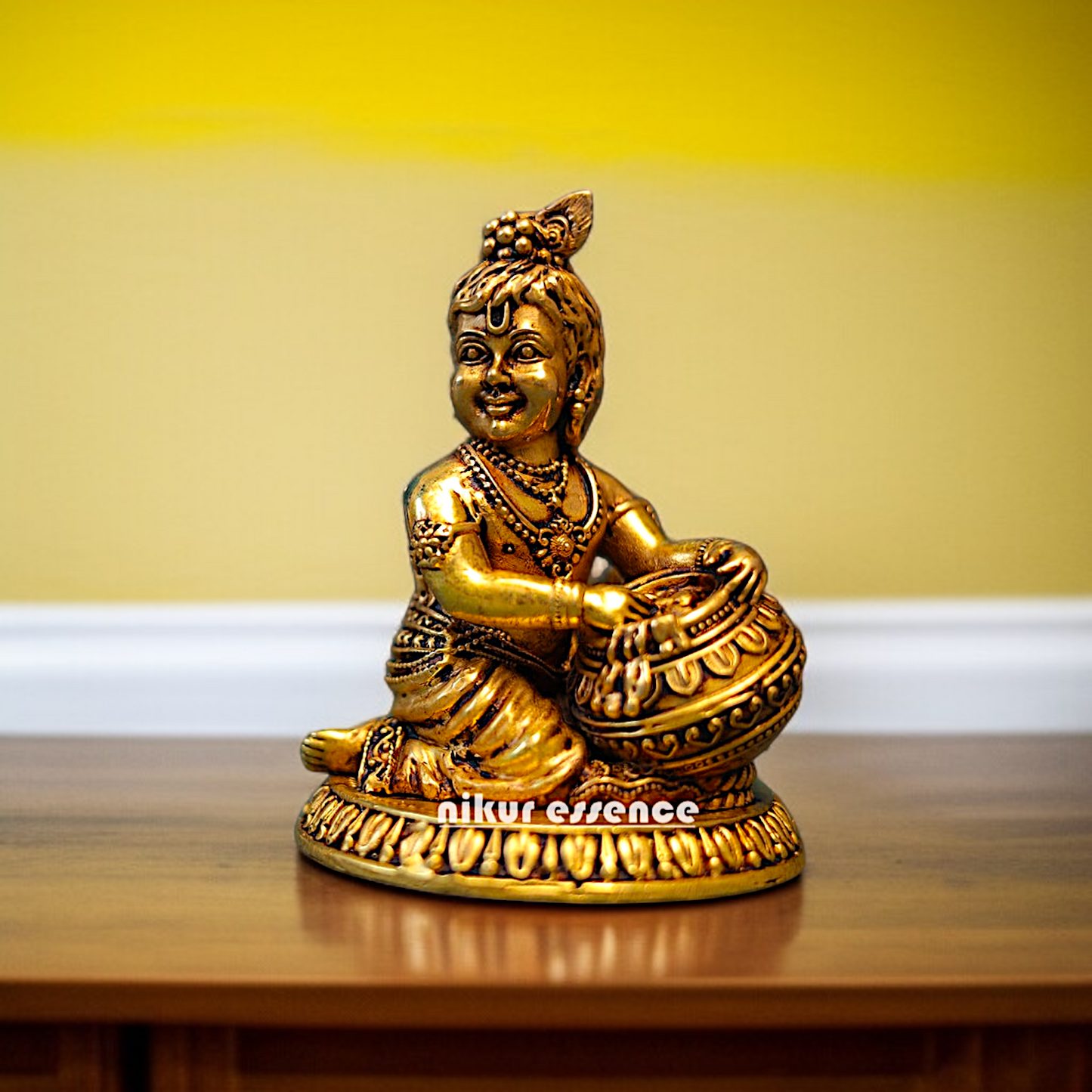 Bal Krishna with makhana Solid Brass idol - 4 Inches Nikuressence