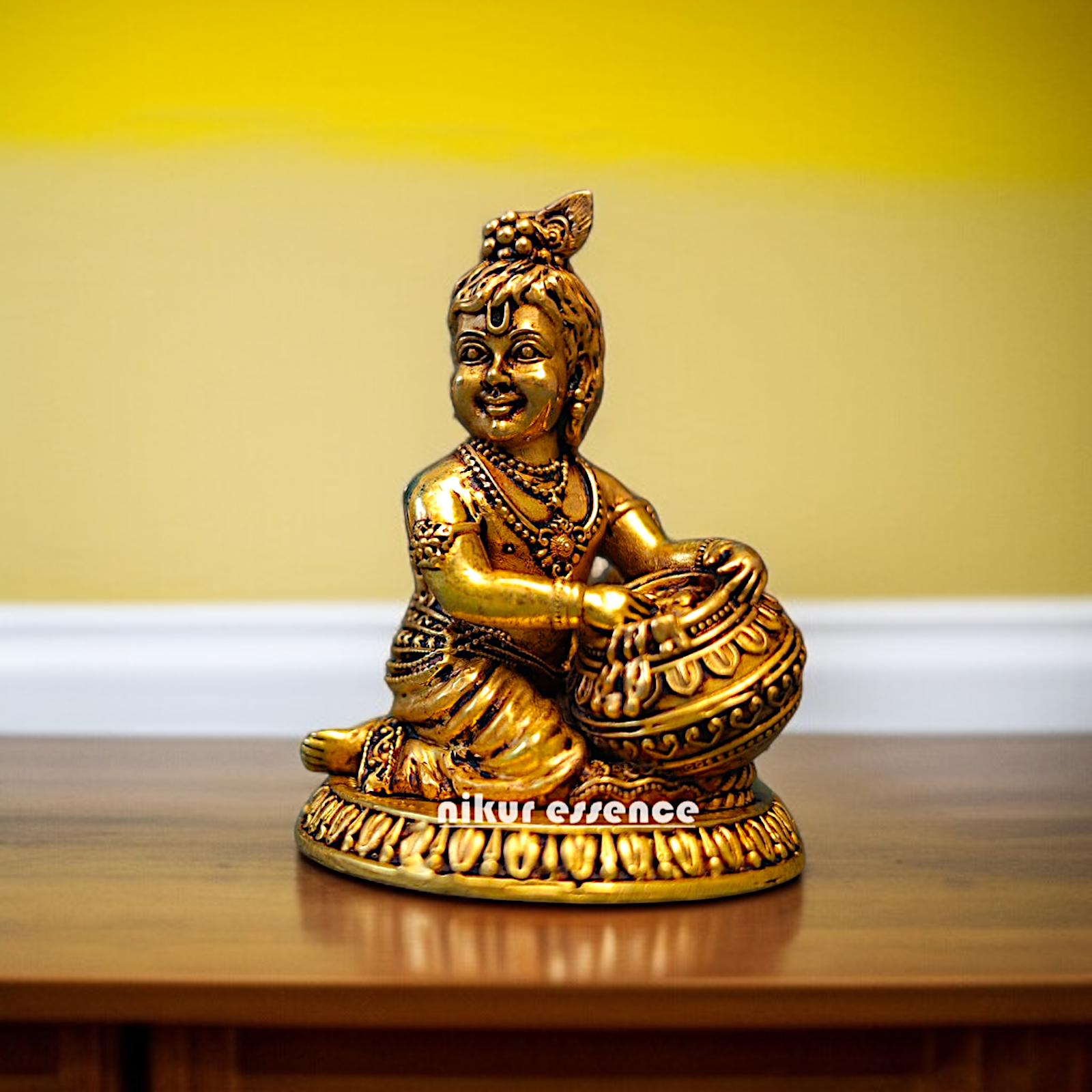 Bal Krishna with makhana Solid Brass idol - 4 Inches Nikuressence