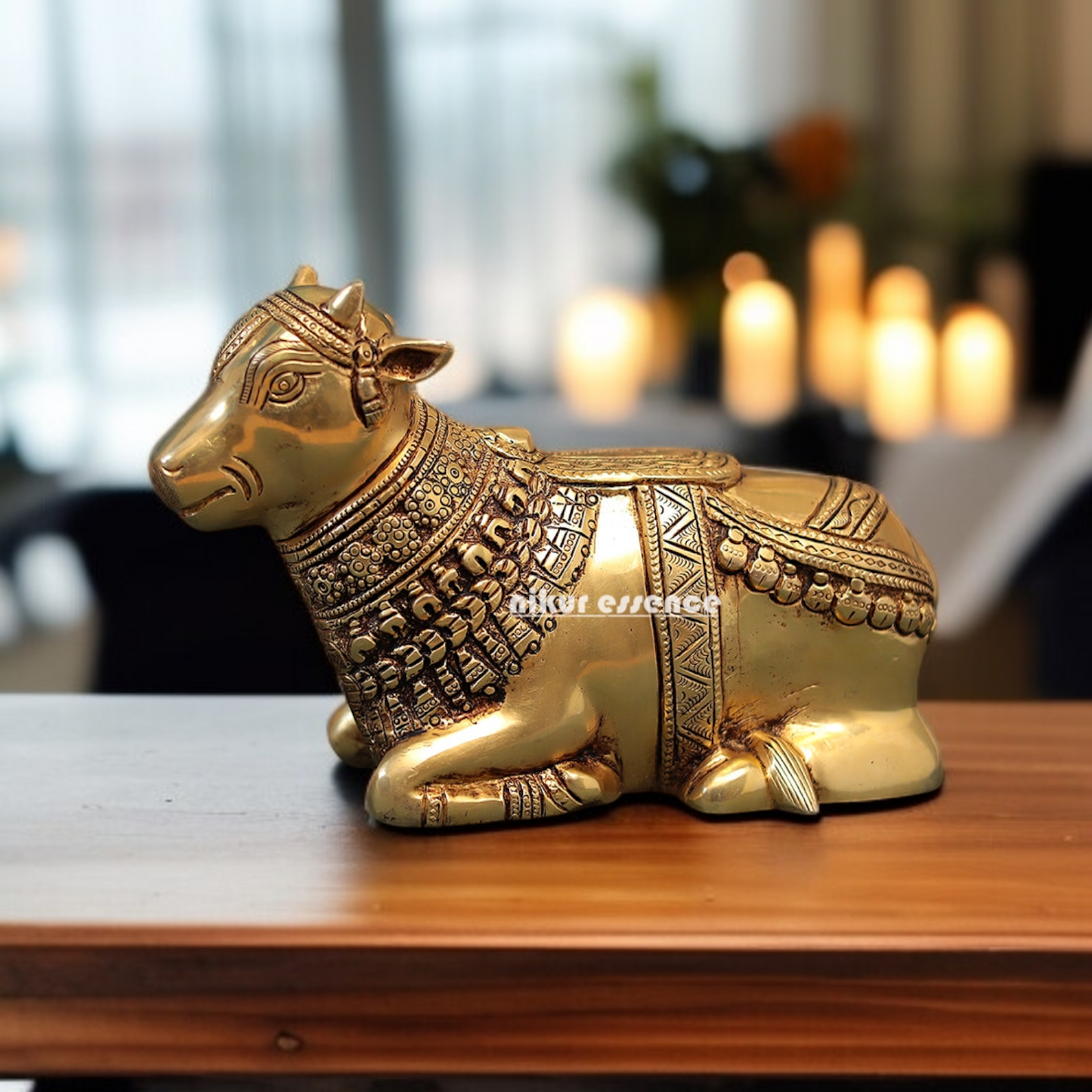 Nandi Sitting solid Brass idol - 9 Inches Nikuressence
