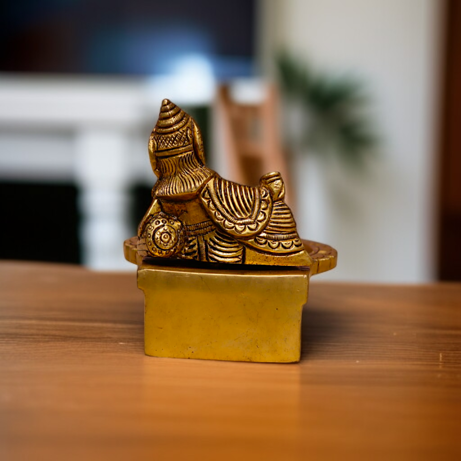 Lord Kuber Maharaj oil Diya lamp idol - 5.3 Inches Nikuressence