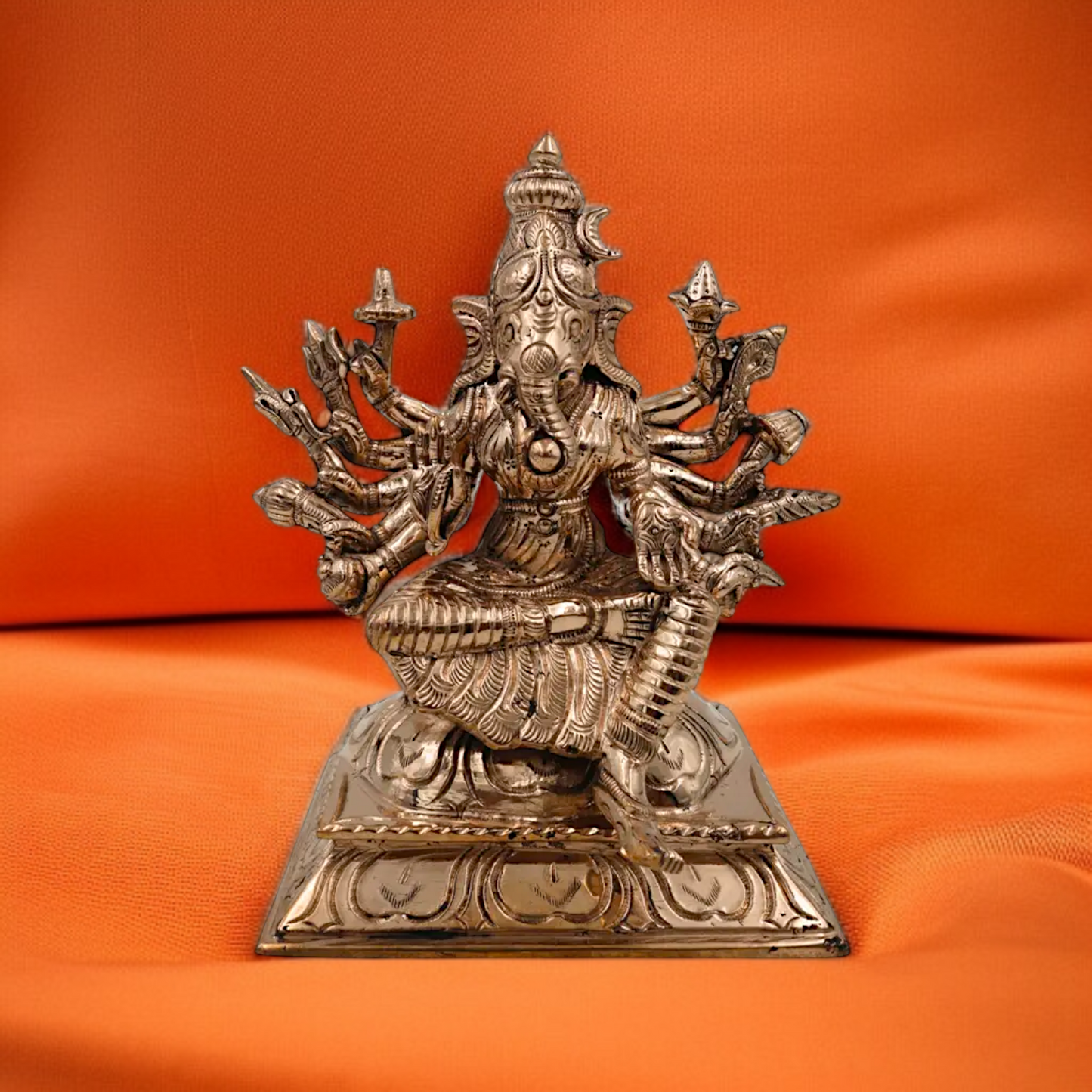Panchaloha Ganesha Ganpati seated Blessing idol - 6.5 Inches Nikuressence
