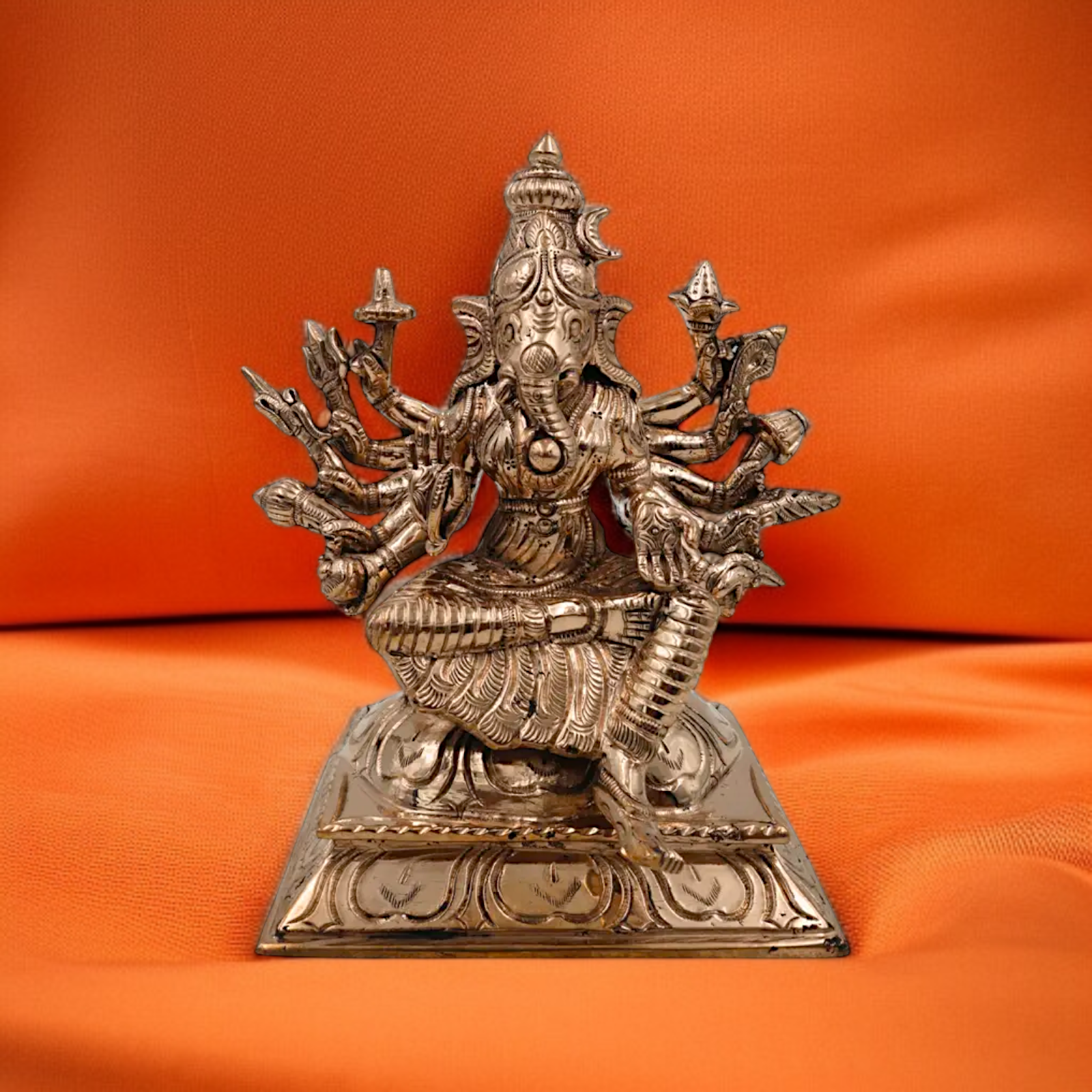 Panchaloha Ganesha Ganpati seated Blessing idol - 6.5 Inches Nikuressence