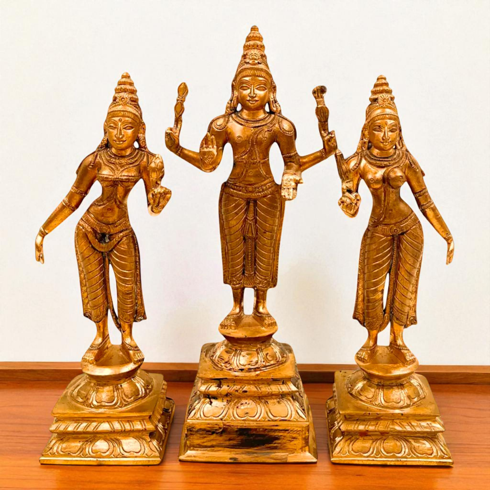Lord Murugan Kartikeya Swamy with devasena and Valli Standing Panchaloha idol - 9 Inches Nikuressence