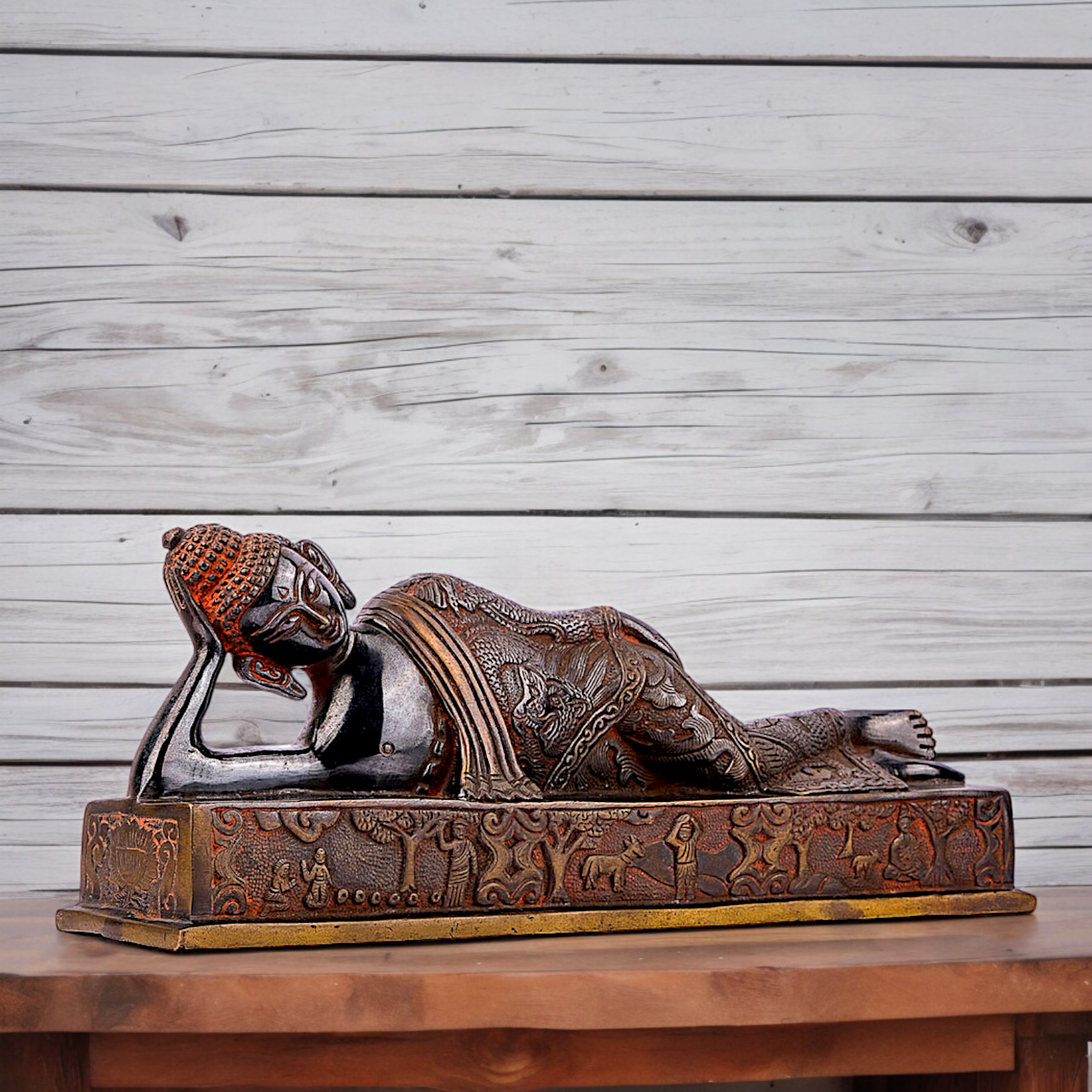 Large Buddha Resting Brass statue - 12 inches Nikuressence