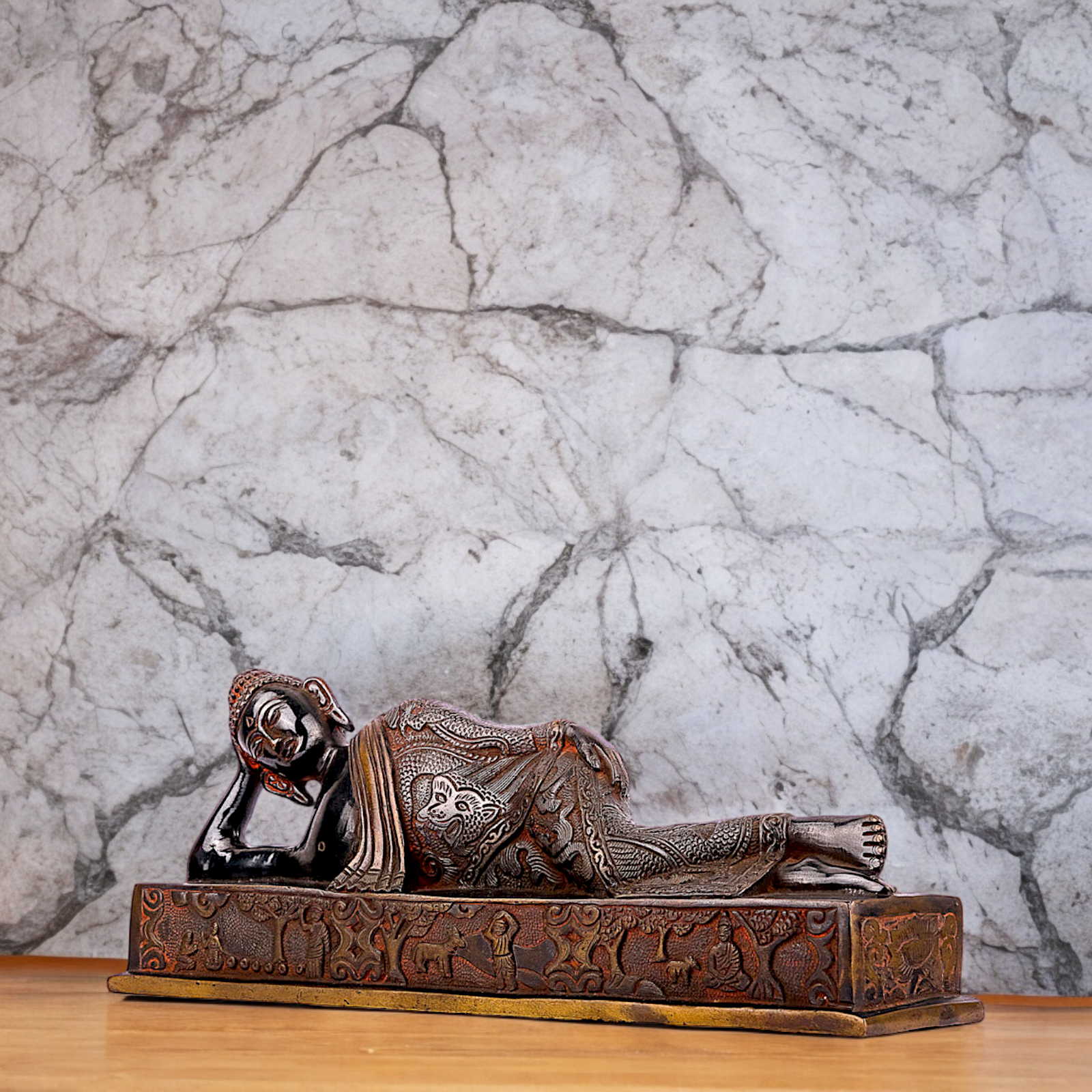 Large Buddha Resting Brass statue - 12 inches Nikuressence