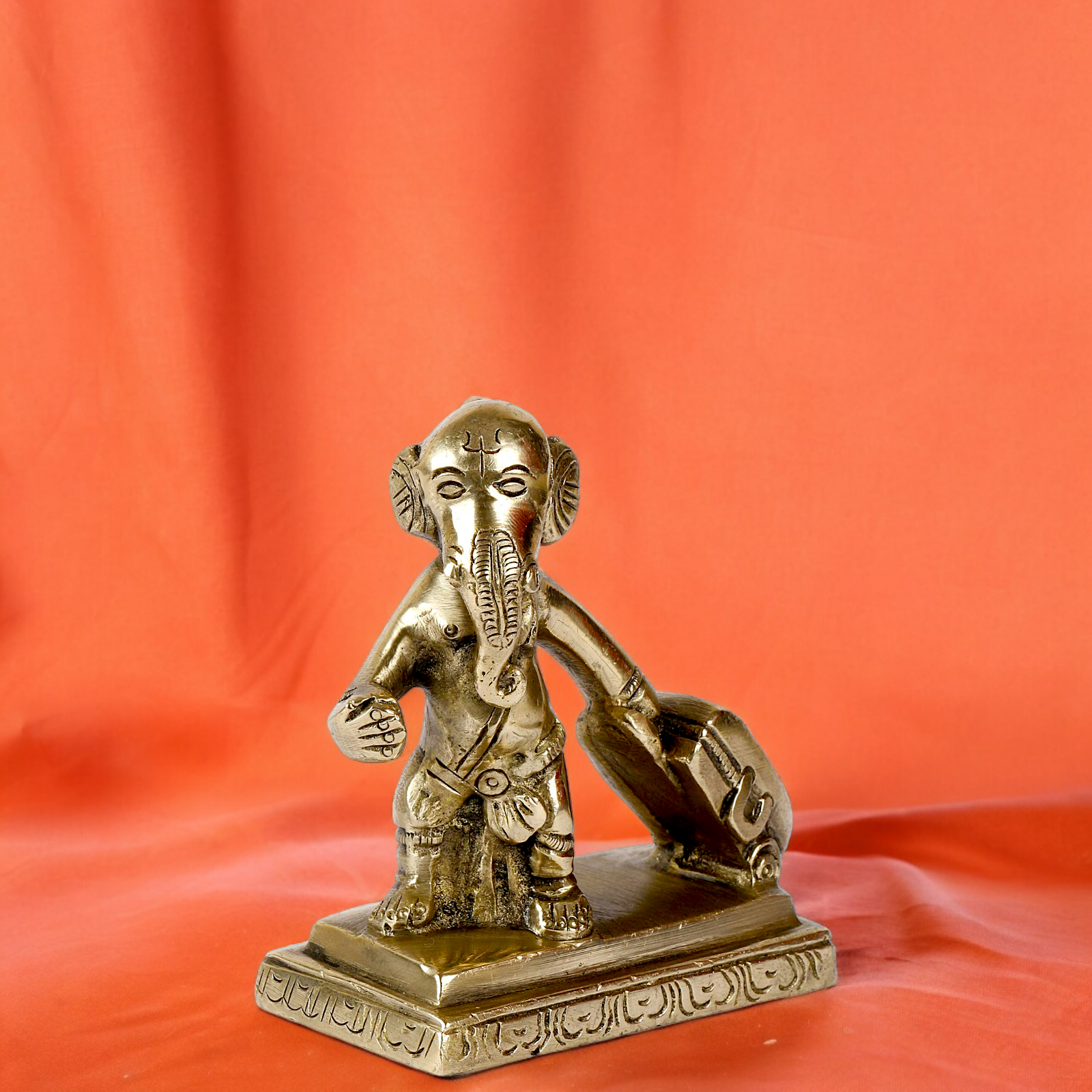 online Ganesha Ganpati Brass idol - 3.75 inches Nikuressence