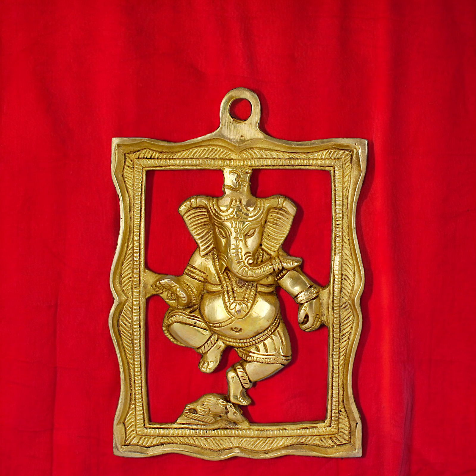 Shop Ganesh wall Hanging solid brass idol - 9 inches Nikuressence