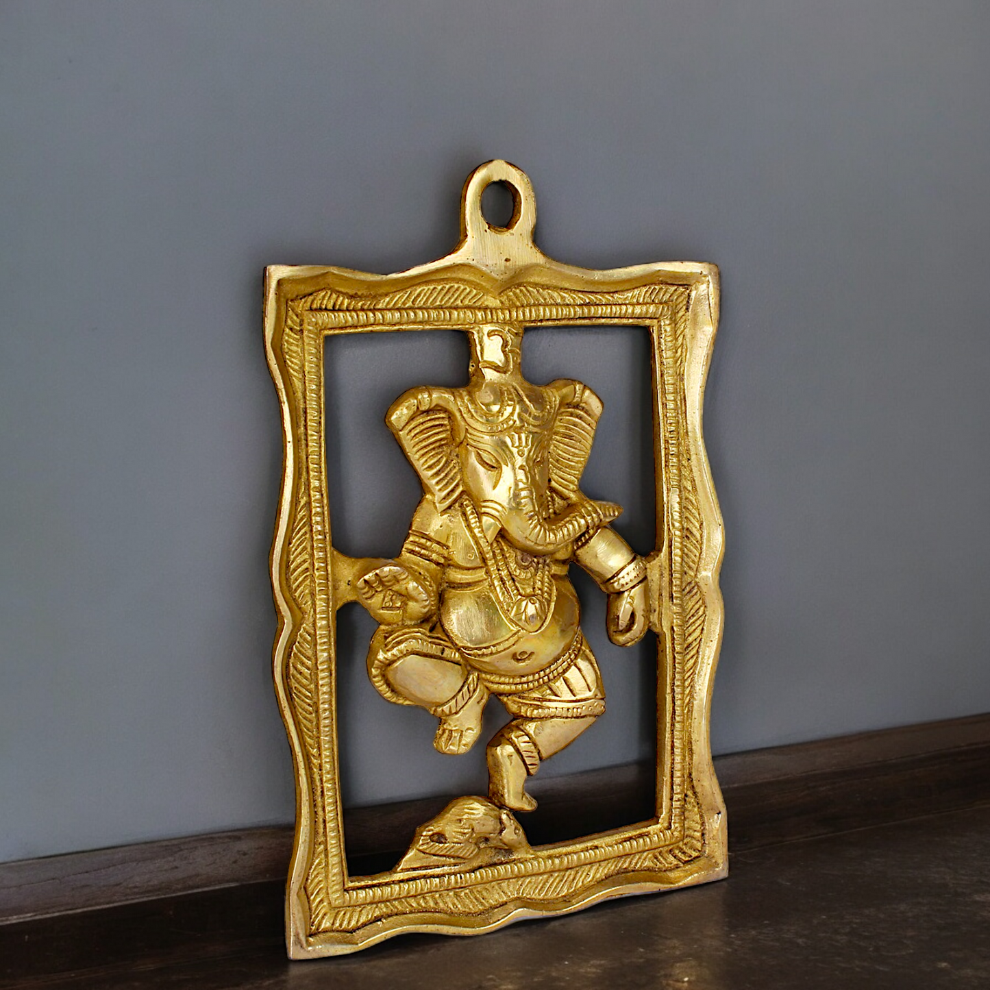 Shop Ganesh wall Hanging solid brass idol - 9 inches Nikuressence