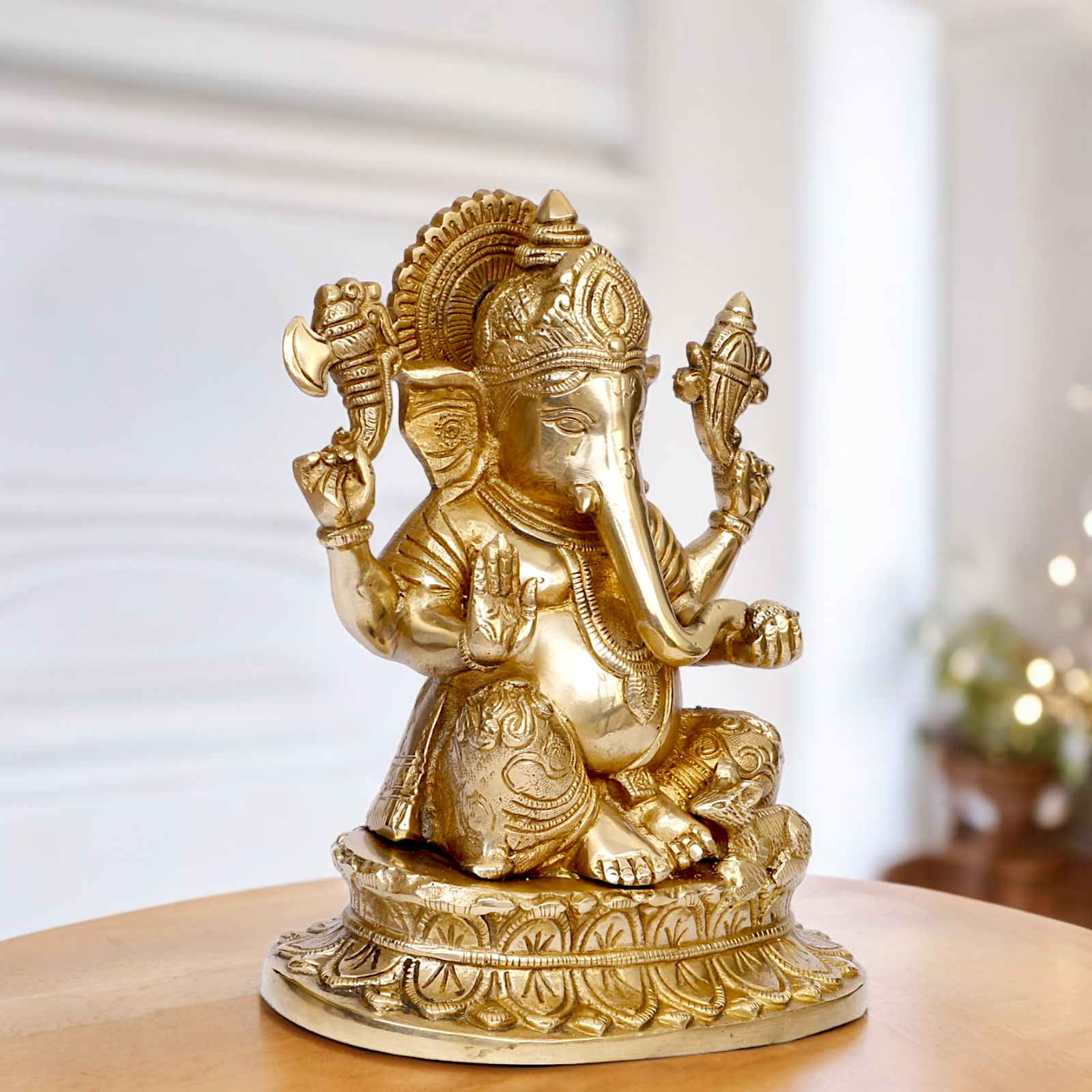 Shop Ganesh Bhagwan Solid brass idol - 8.5 inches Nikuressence