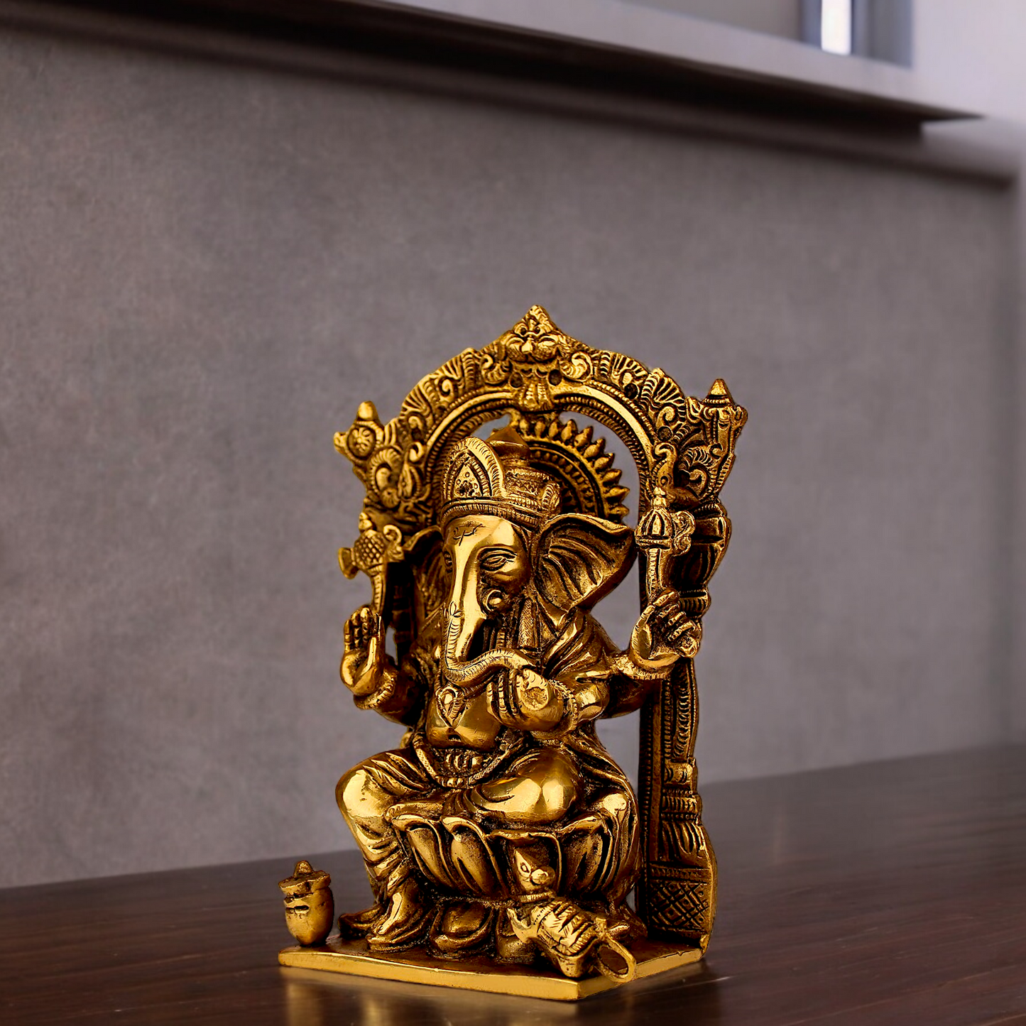 Solid Brass Vinayaka Ganesh statue - 7.5 inches Nikuressence
