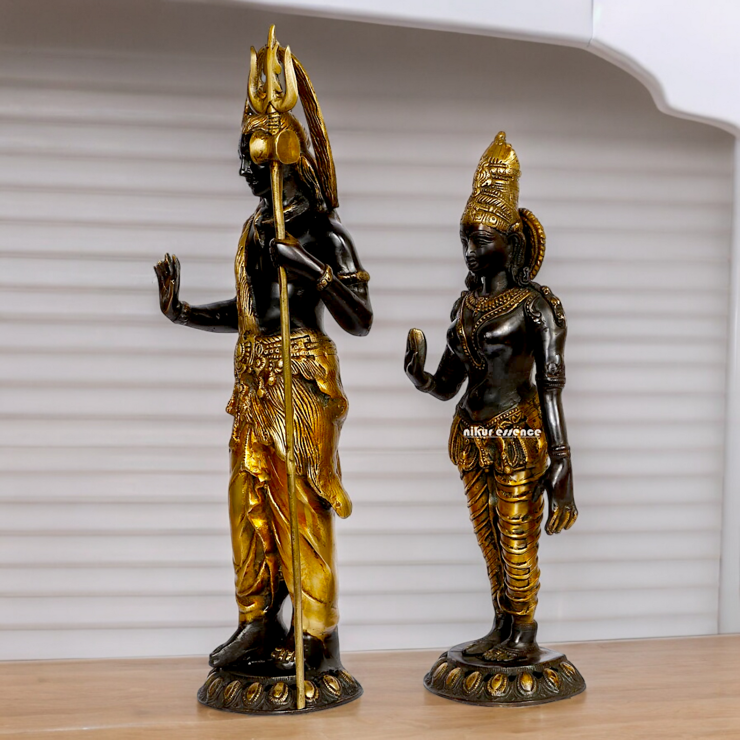 Large Shiva With Parvati Devi Brass idol - 20.5 inches Nikuressence