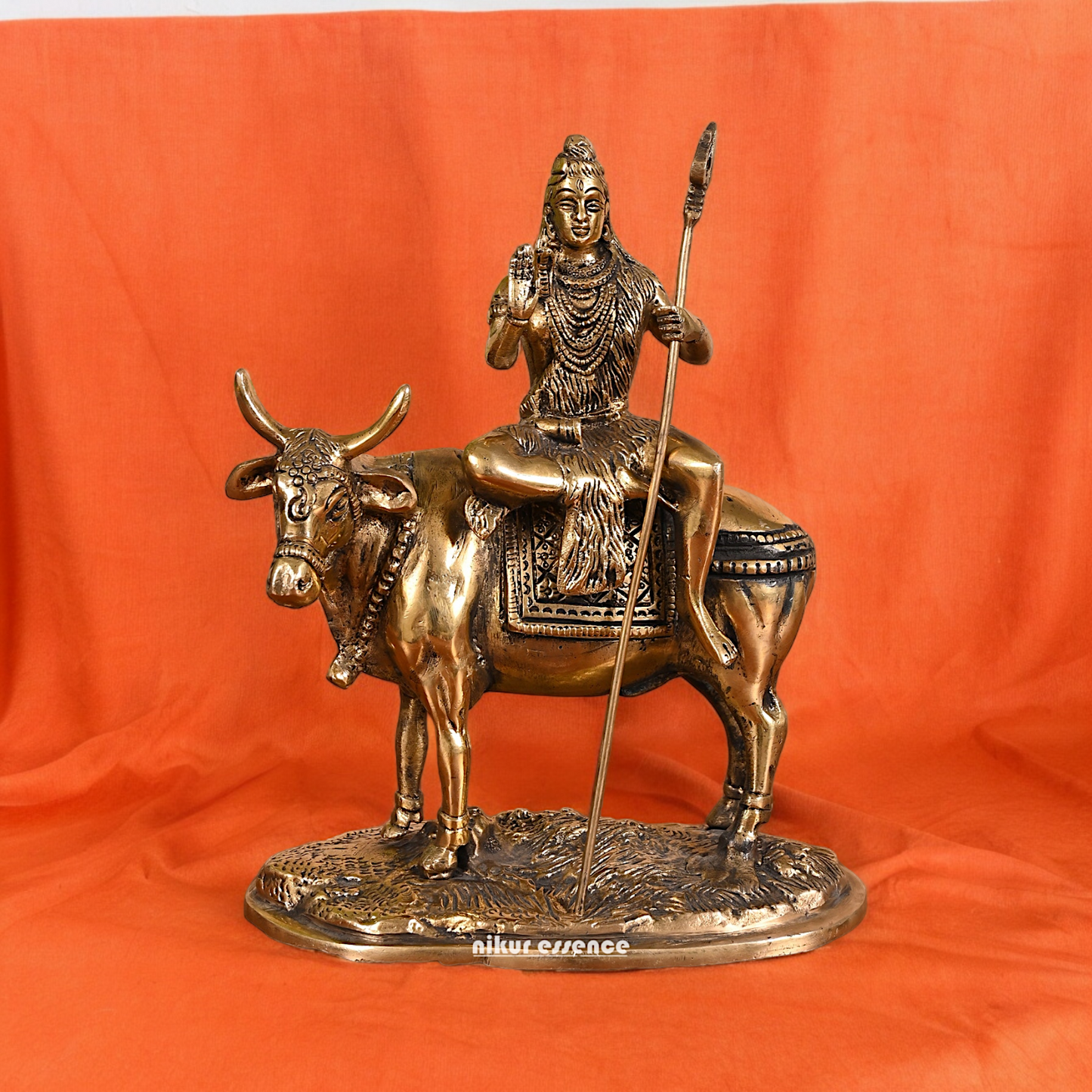 Shop Shiva Sitting on Nandi Solid Brass idol - 7.5 inch Nikuressence