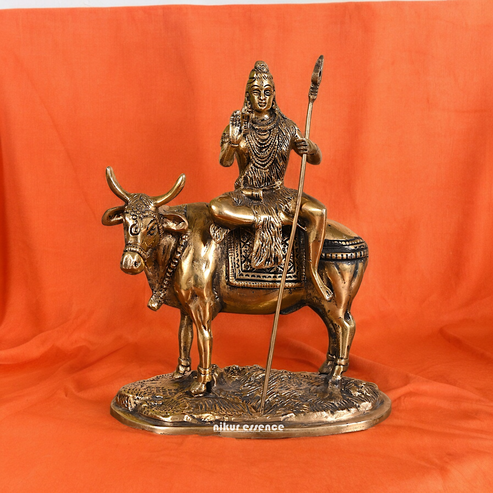 Shop Shiva Sitting on Nandi Solid Brass idol - 7.5 inch Nikuressence