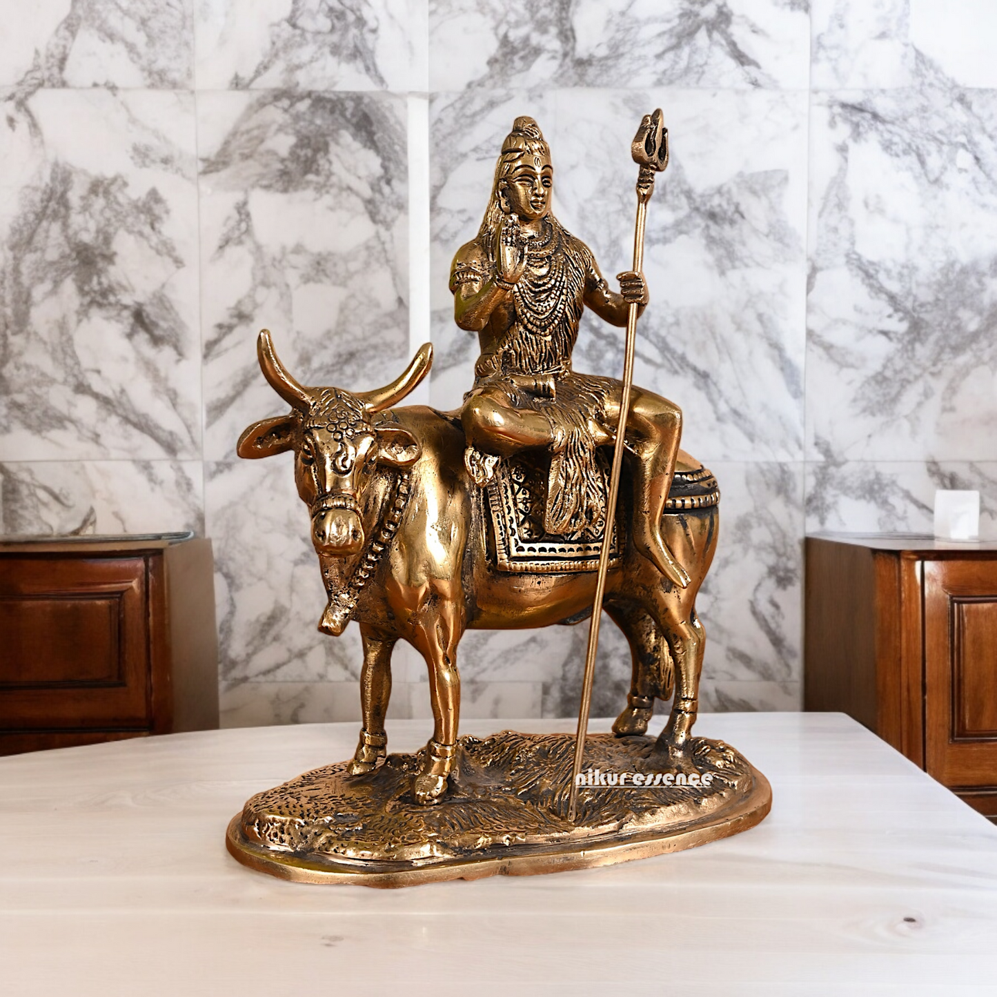 Shop Shiva Sitting on Nandi Solid Brass idol - 7.5 inch Nikuressence