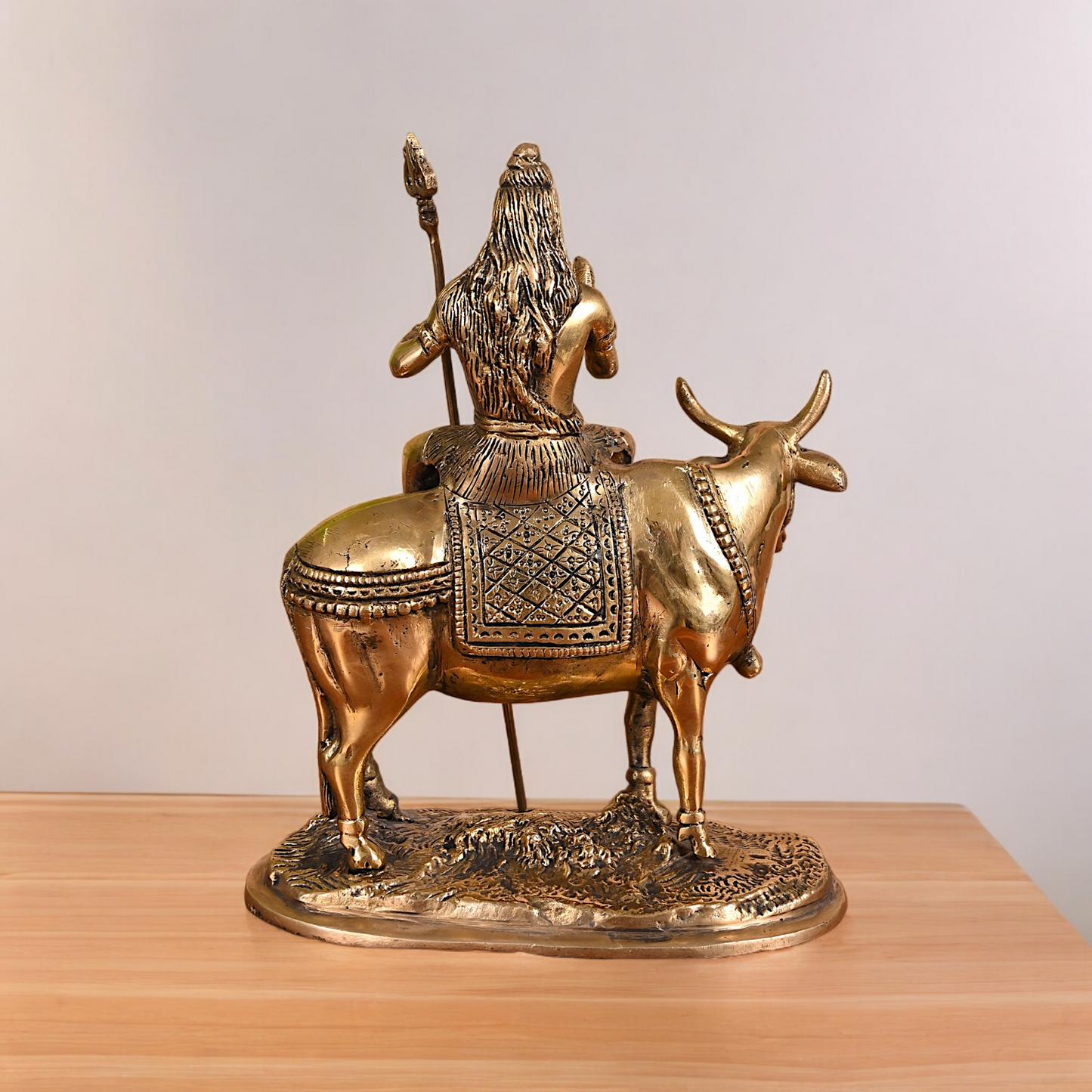 Shop Shiva Sitting on Nandi Solid Brass idol - 7.5 inch Nikuressence