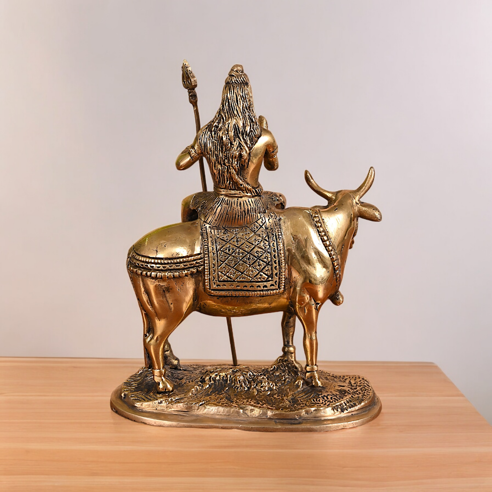 Shop Shiva Sitting on Nandi Solid Brass idol - 7.5 inch Nikuressence