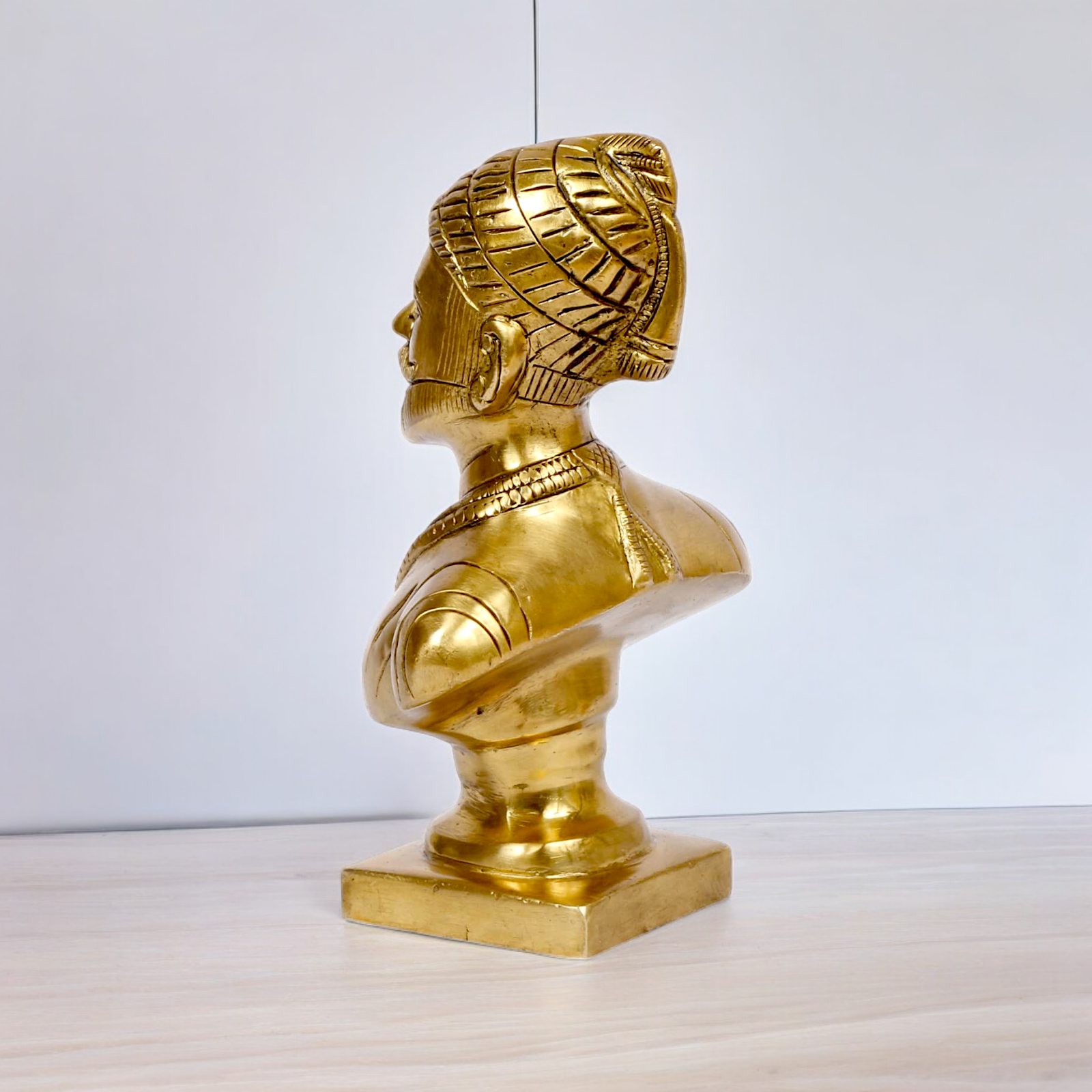 Solid Brass Chatrapati Shivaji Maharaja idol - 6 inch Nikuressence
