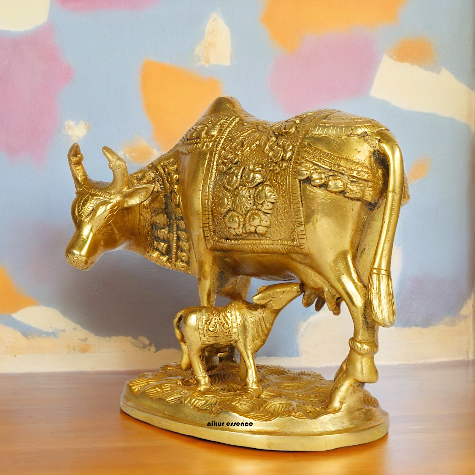 Solid Brass Cow with Calf Idol - 8 Inches Nikuressence