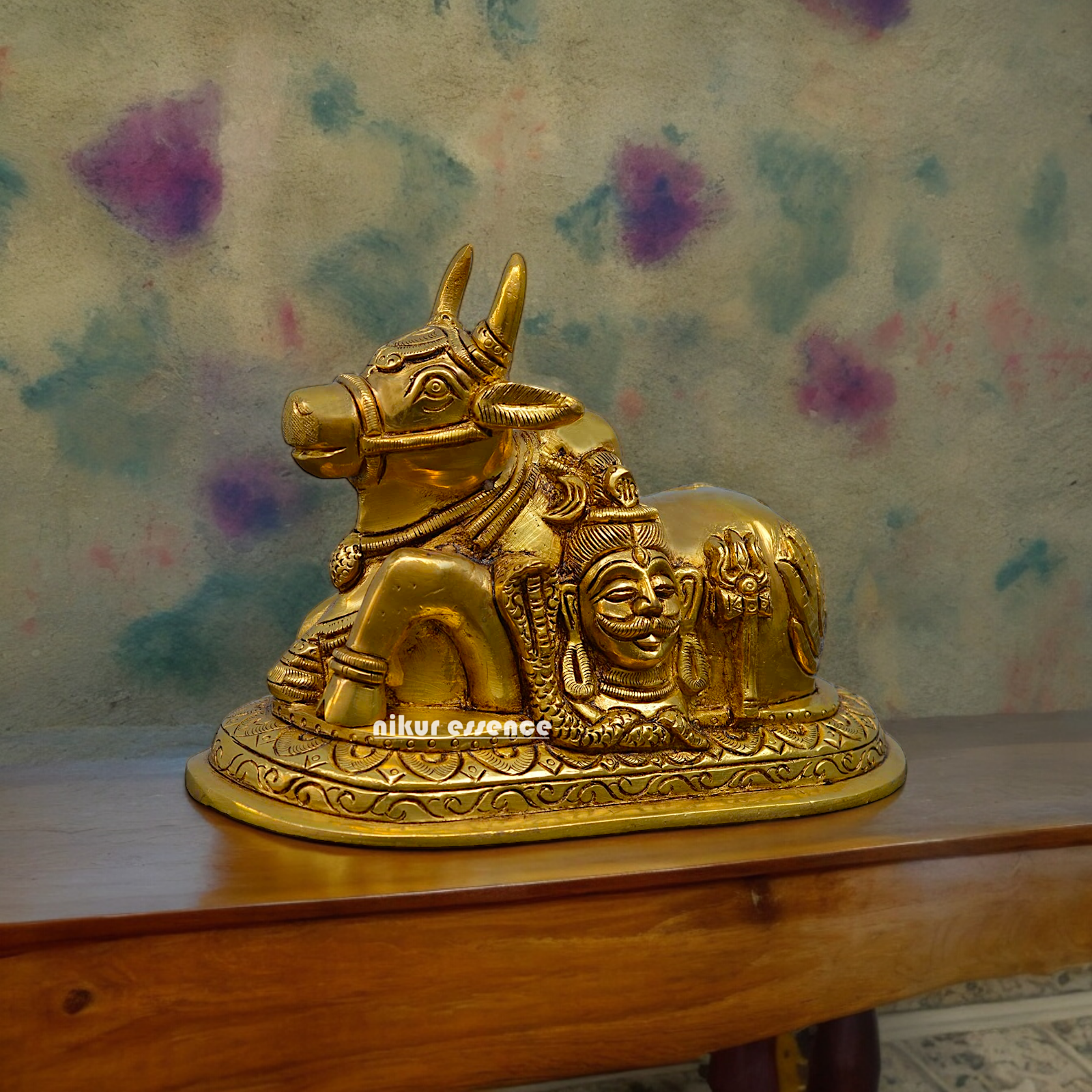 Solid Brass Nandi with Shiva Parvati figurine idol - 7.2 inches Nikuressence