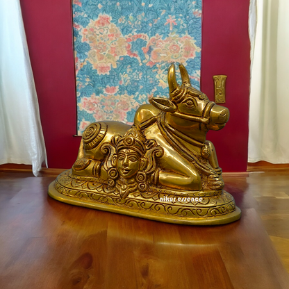 Solid Brass Nandi with Shiva Parvati figurine idol - 7.2 inches Nikuressence