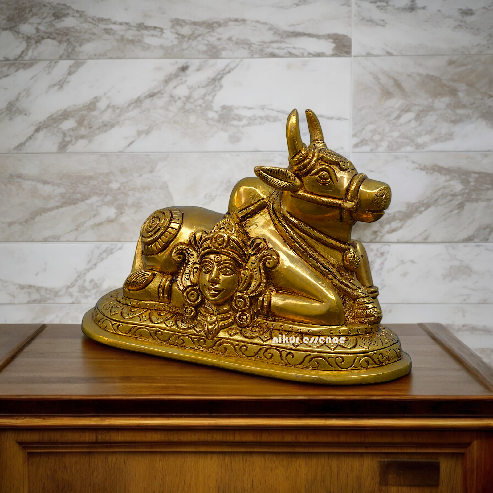 Solid Brass Nandi with Shiva Parvati figurine idol - 7.2 inches Nikuressence