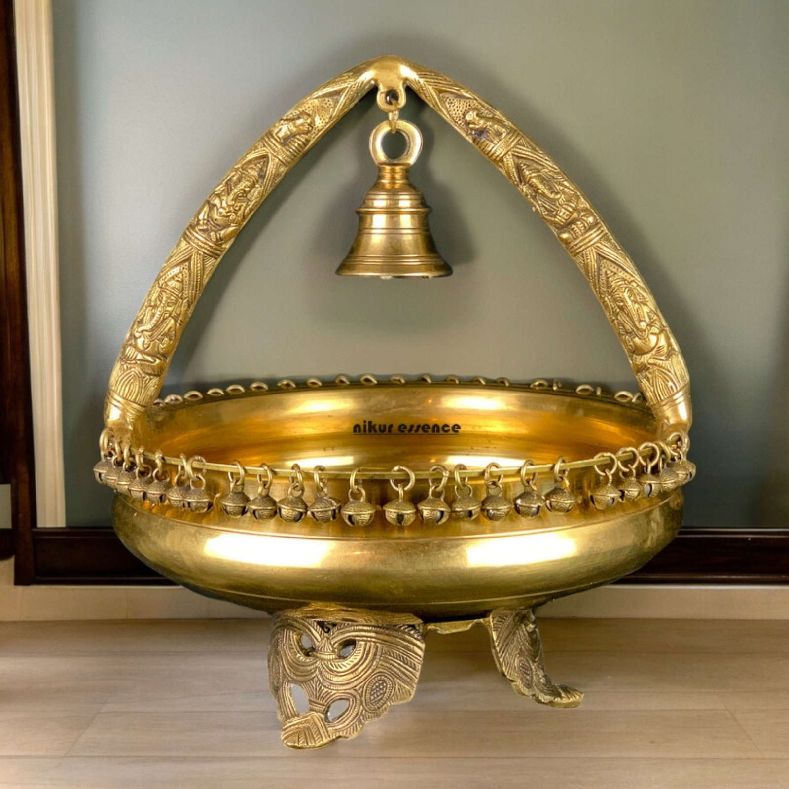 Solid Braas Urli with Ganesh Figurine - 15 inches Nikuressence