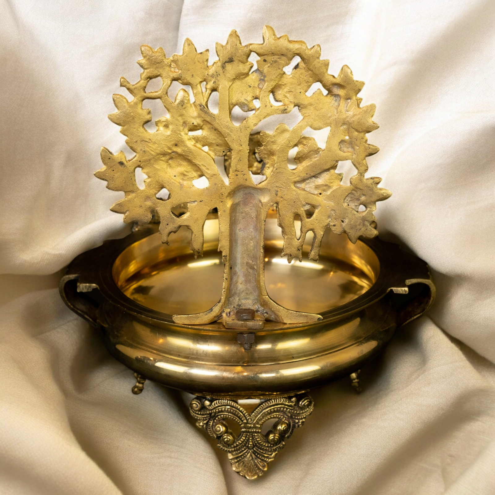 Large Tree Urli Braas - 14 inches Nikuressence