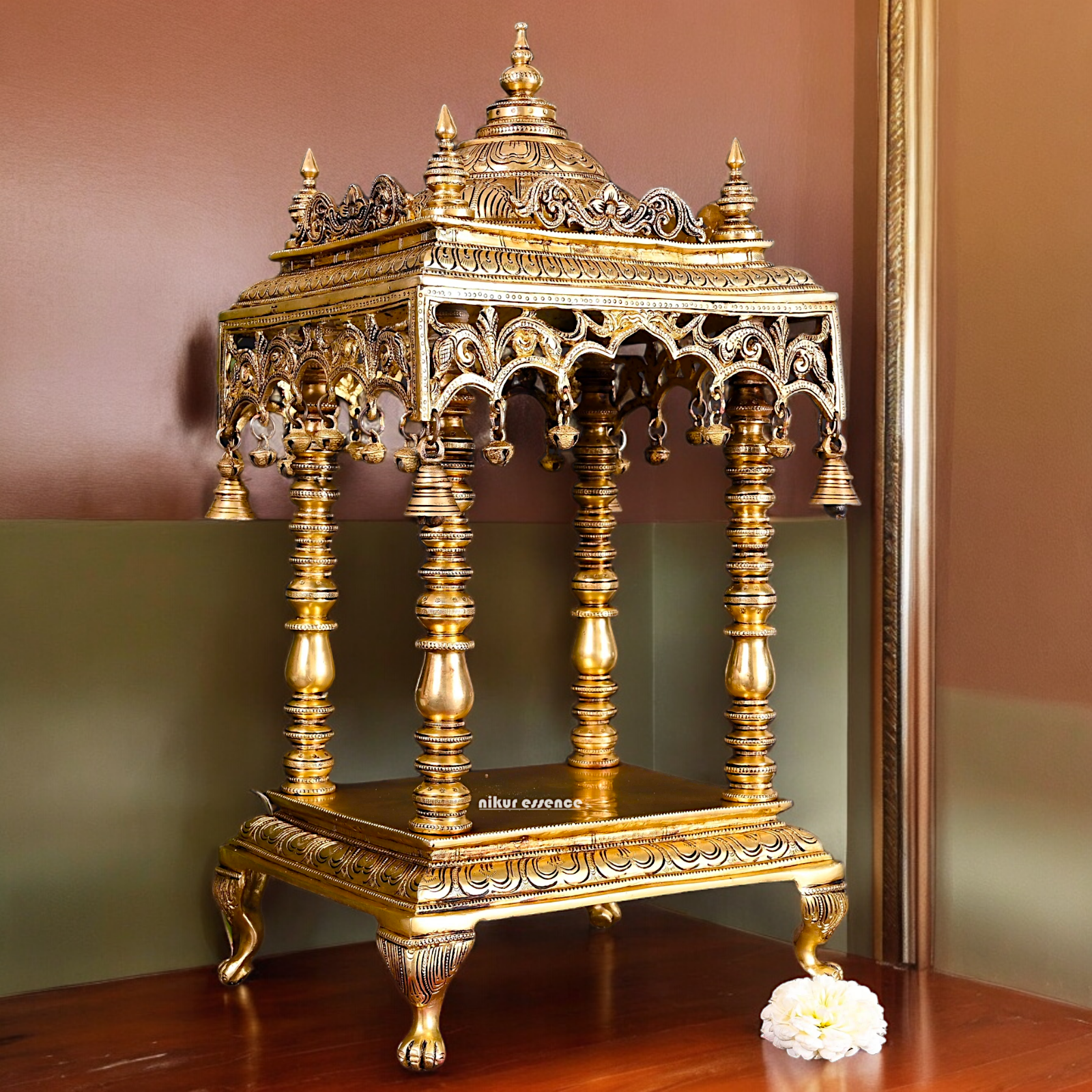 Buy Temple beautiful Brass - 21 inches Nikuressence