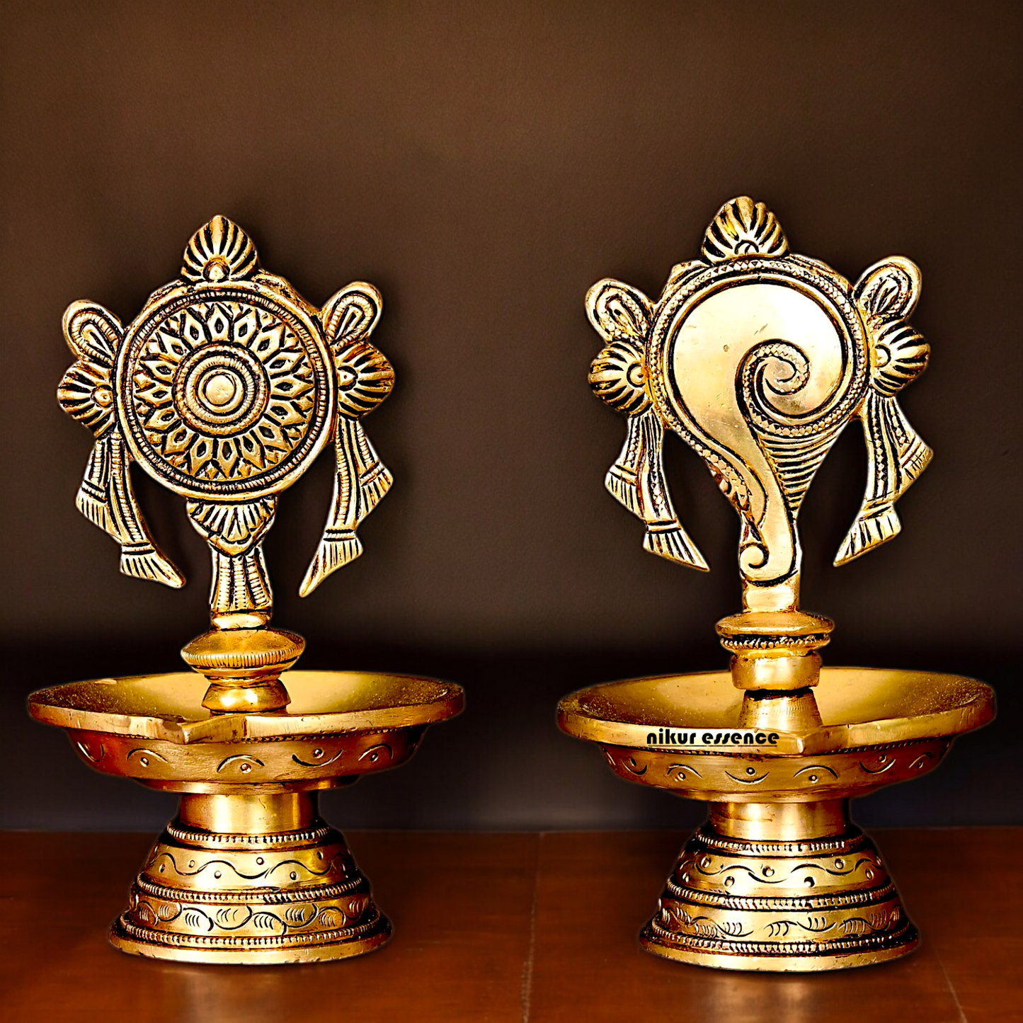 Solid Brass Shankh Chakra Diya Set - 6 inches Nikuressence