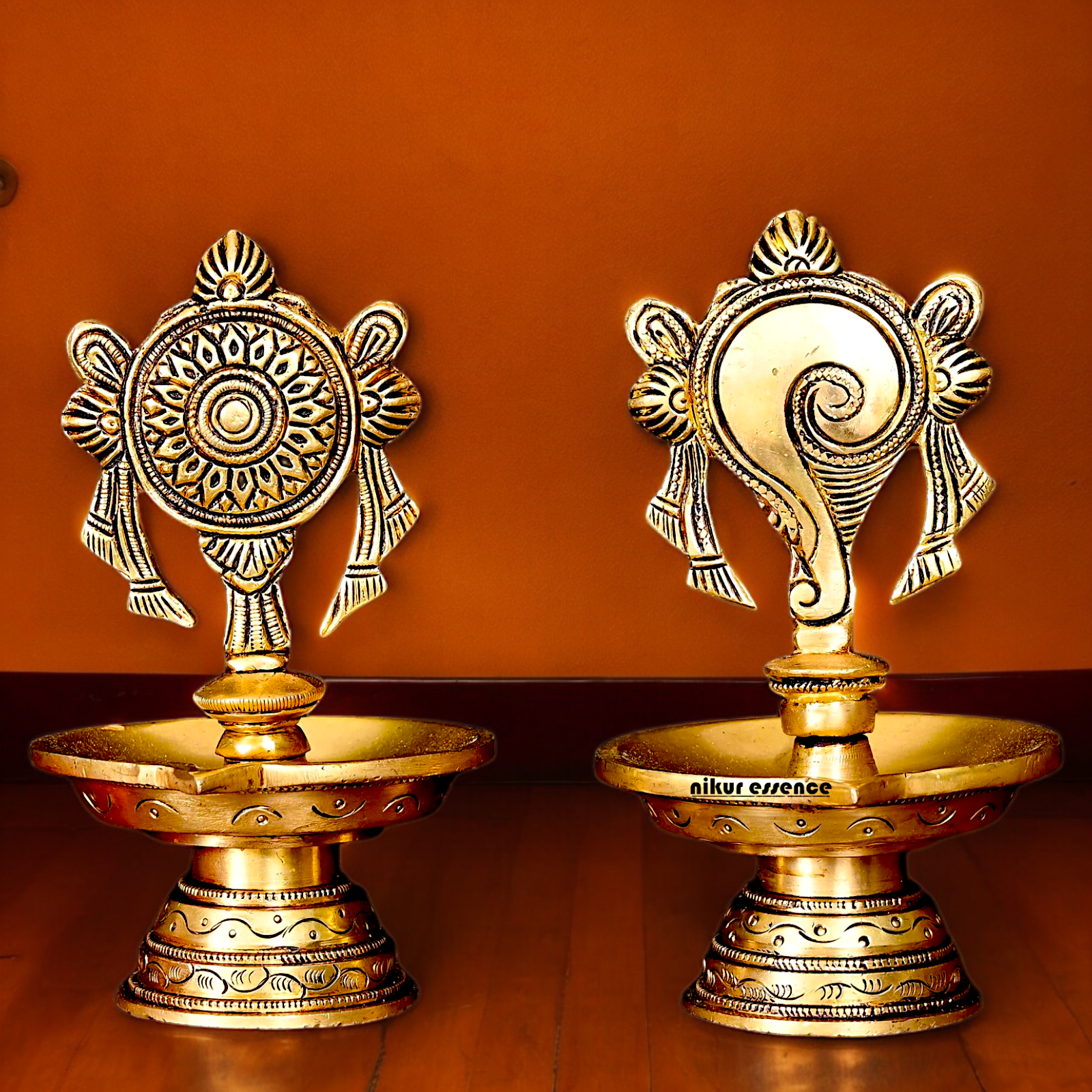 Solid Brass Shankh Chakra Diya Set - 6 inches Nikuressence