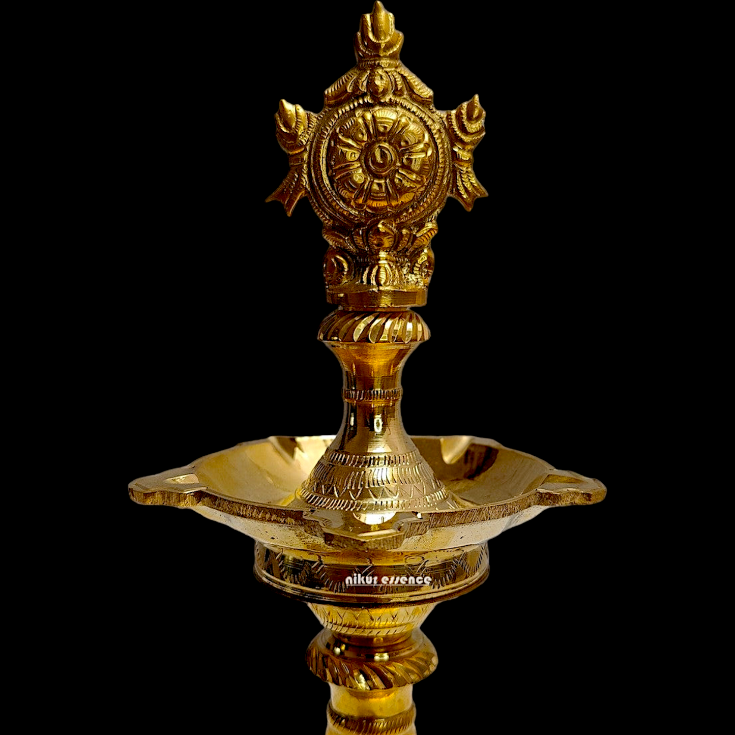 Large Brass Sangu Chakram Diya - 14.567 inches Nikuressence