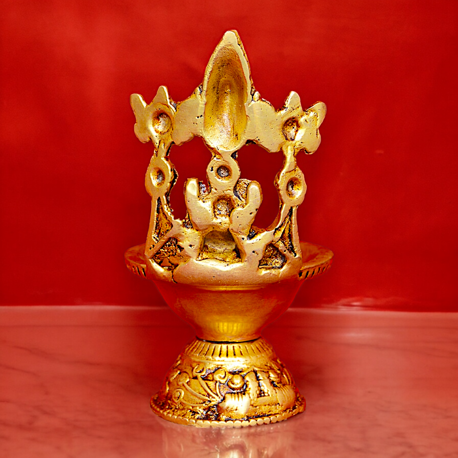 Shop Brass Tirupati Balaji with Lakshmi Diya - 5 inches Nikuressence