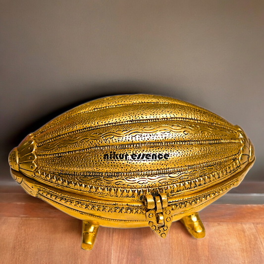 Pure Brass Shell Shape Box with Stand - 5 inches Nikuressence
