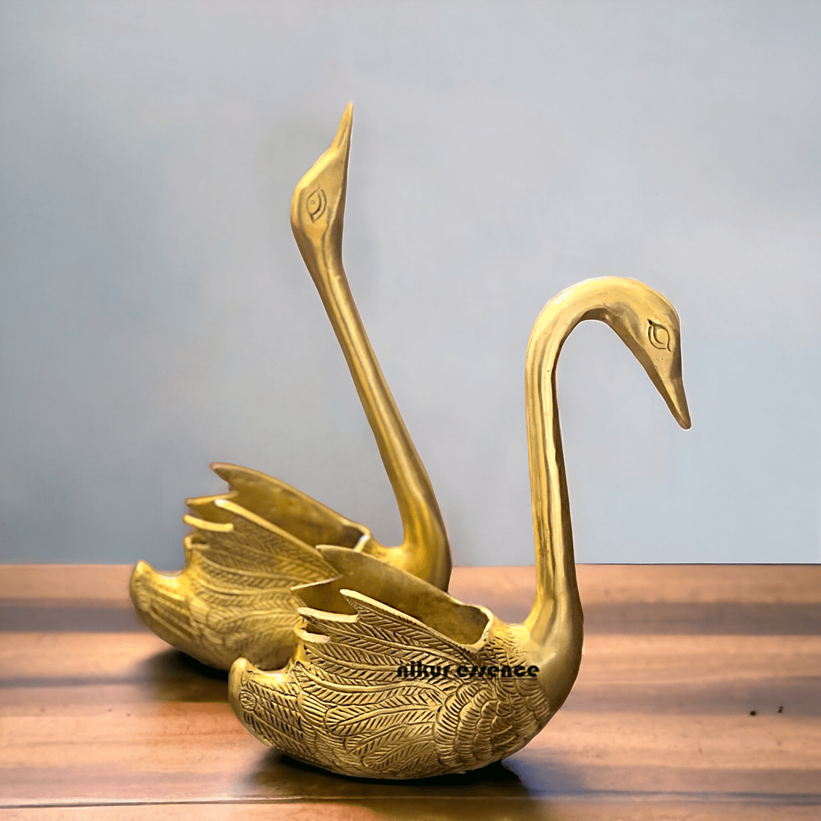 Brass Swan Figurine with Intricate Detailing and Polished Finish Nikuressence