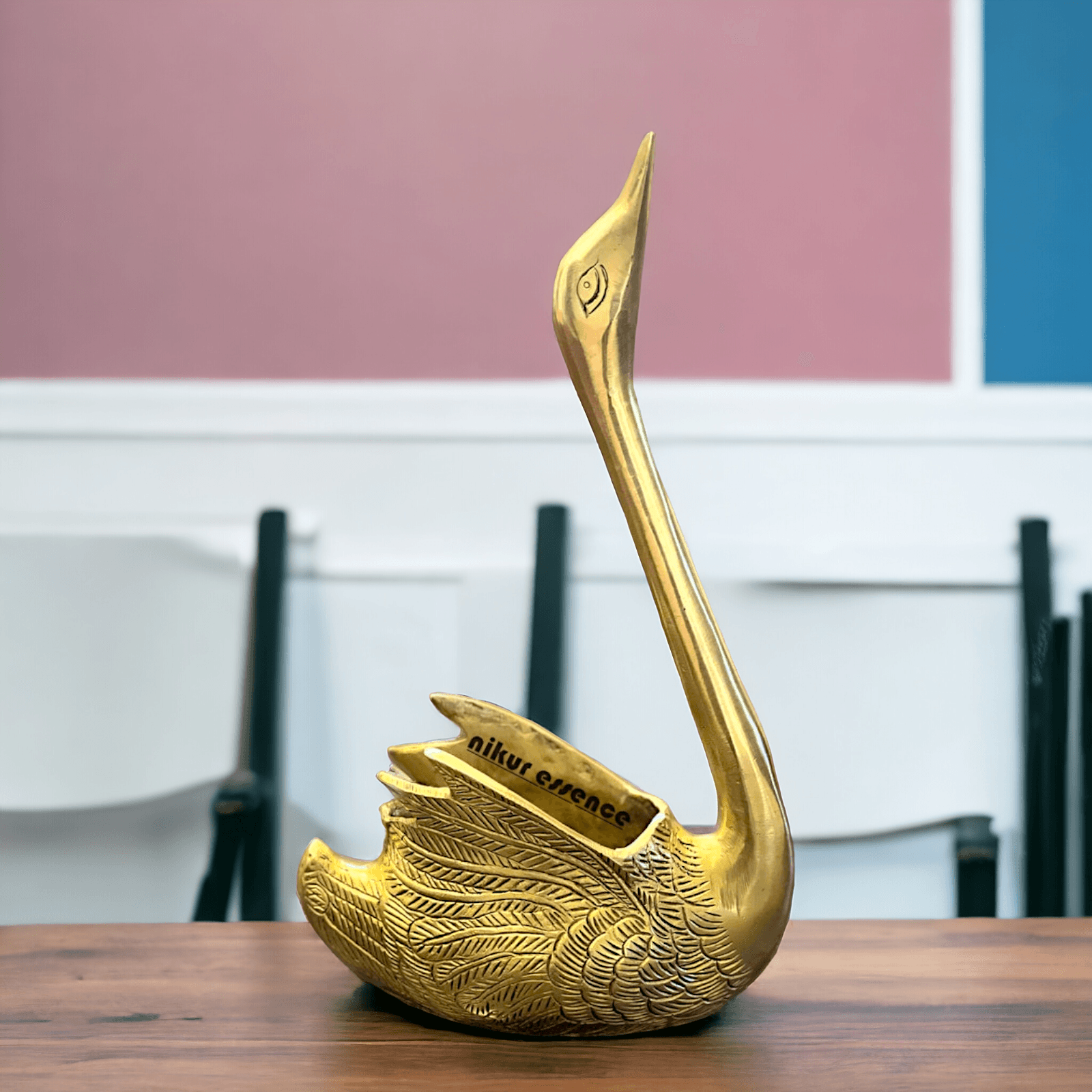 Brass Swan Figurine with Intricate Detailing and Polished Finish Nikuressence