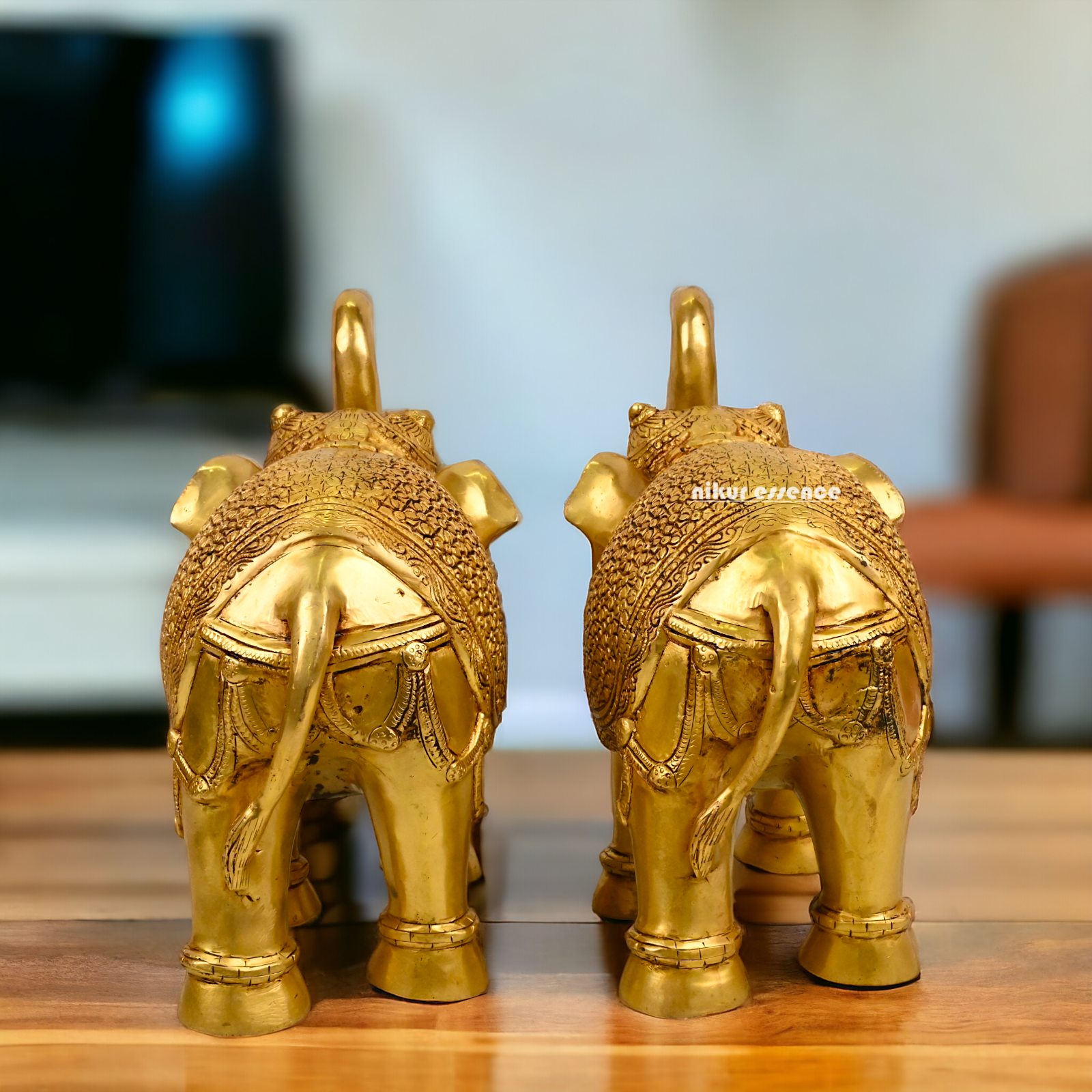 Buy a pair of Brass Elephant Statue - by Nikur Essence Nikuressence
